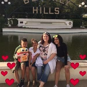 Meet your Posher, Andrea